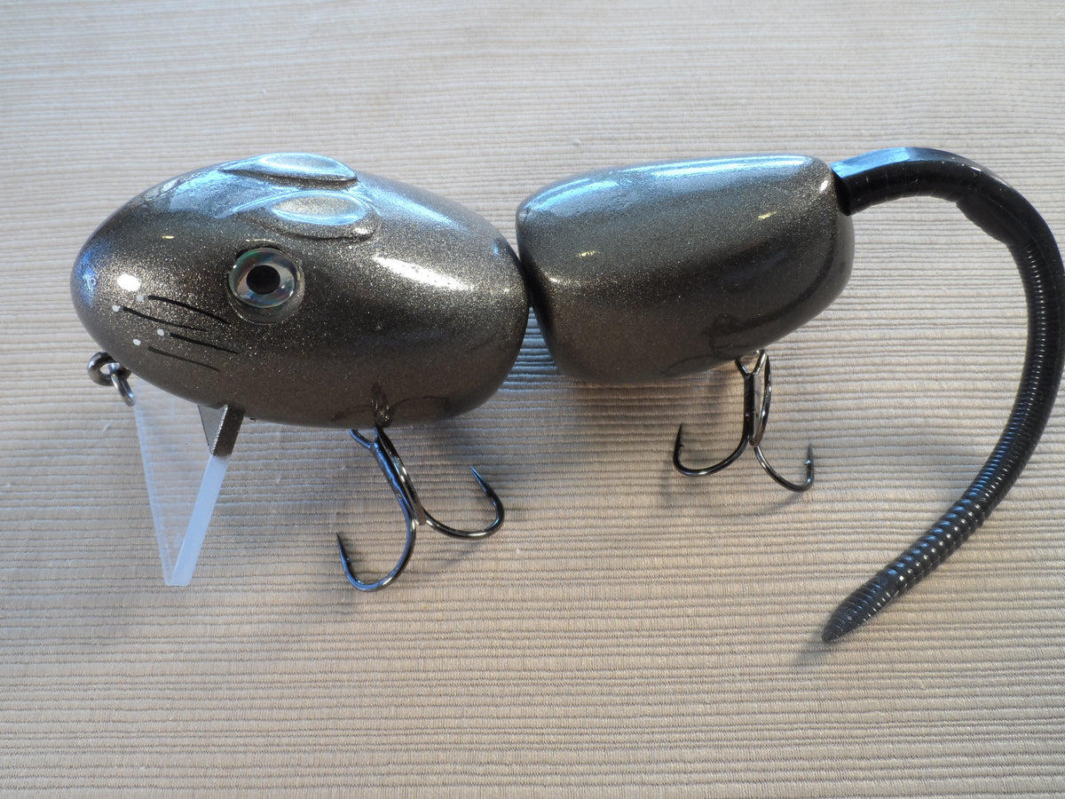 bass rat fishing lure TRAP BASS BAITS TRAP RAT GRAY – MGCFishing.com